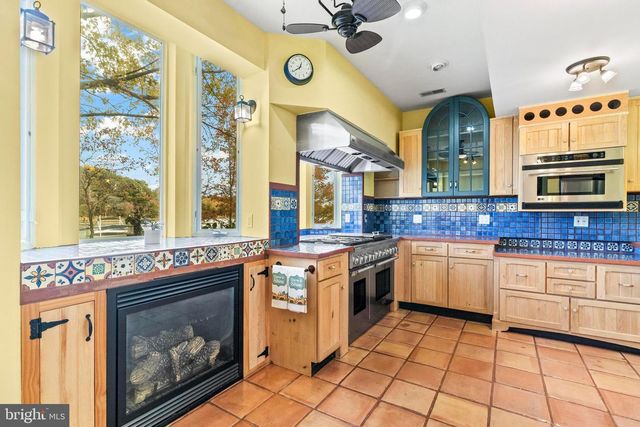 12330 POTOMAC VIEW RD, Newburg, MD 20664