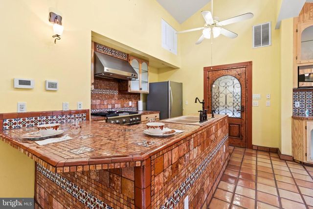 12330 POTOMAC VIEW RD, Newburg, MD 20664