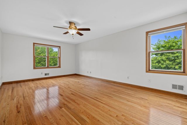 15893 Aime Lane, Wadsworth, IL 60083