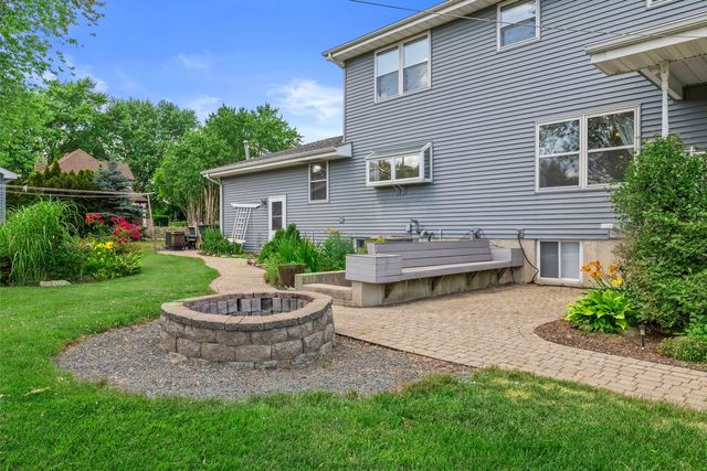 15893 Aime Lane, Wadsworth, IL 60083