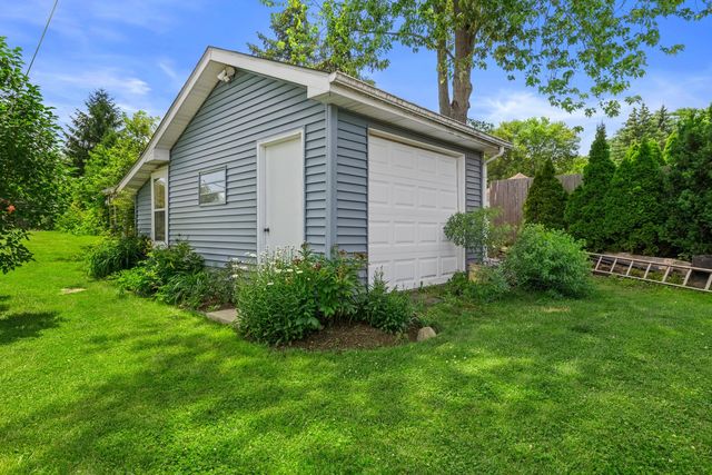 15893 Aime Lane, Wadsworth, IL 60083