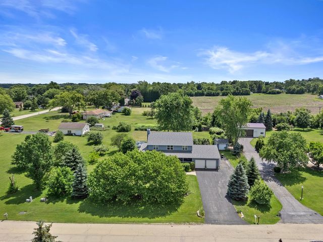15893 Aime Lane, Wadsworth, IL 60083