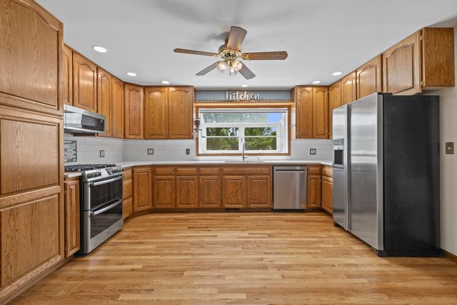 15893 Aime Lane, Wadsworth, IL 60083
