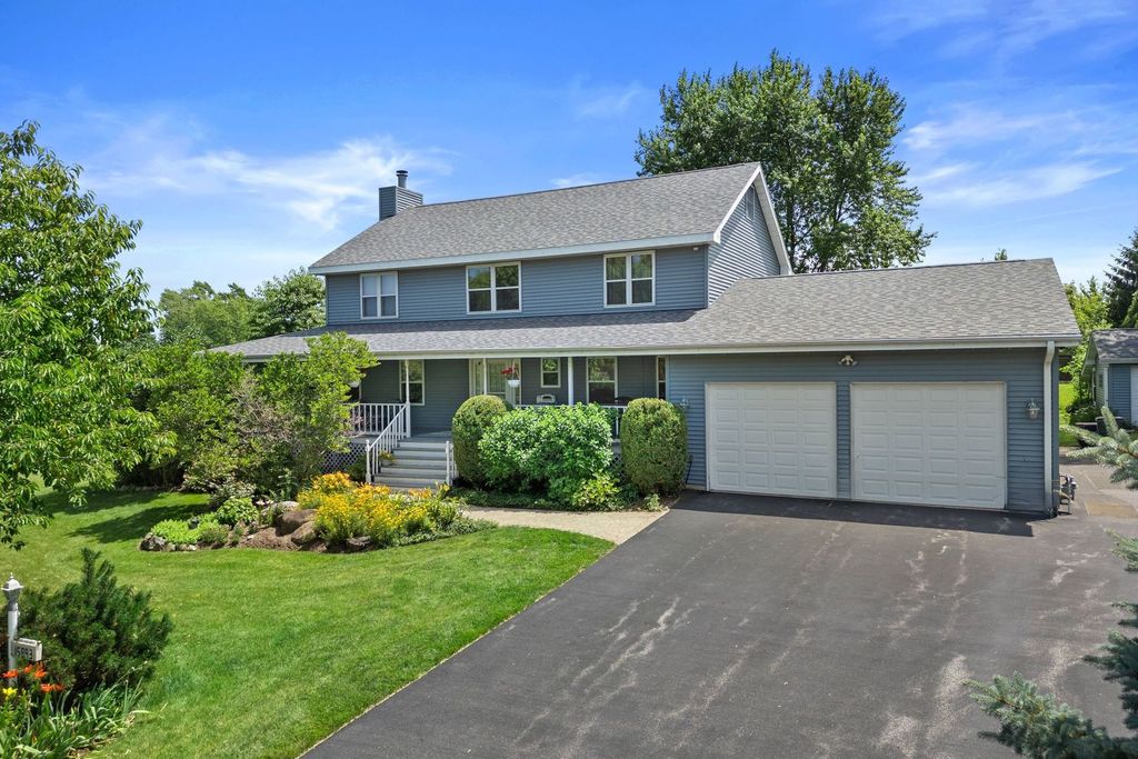 15893 Aime Lane, Wadsworth, IL 60083