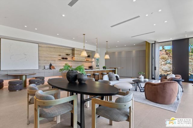 2481 Cahuilla Hills Drive, Palm Springs, CA 92264