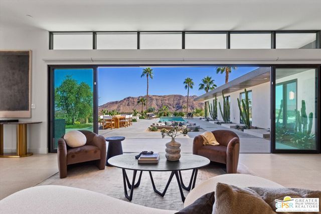 2481 Cahuilla Hills Drive, Palm Springs, CA 92264