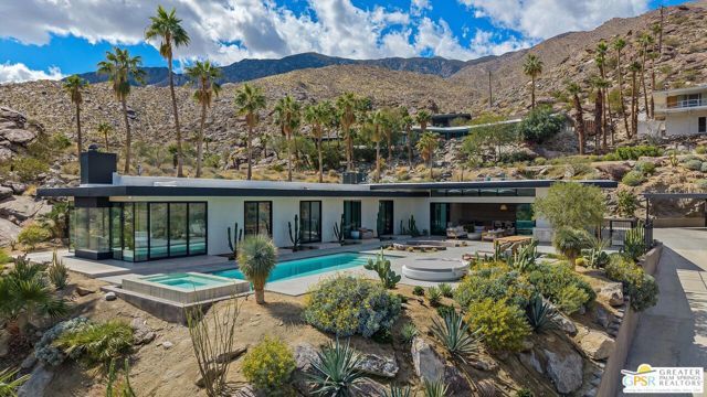 2481 Cahuilla Hills Drive, Palm Springs, CA 92264