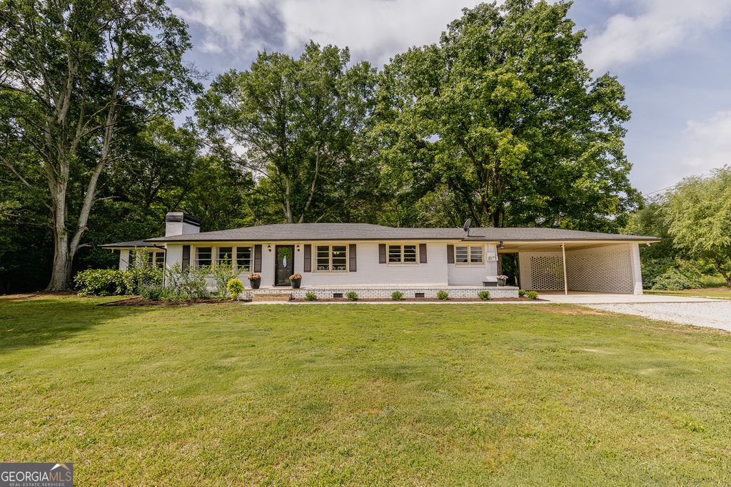 1233 Bethlehem Road, Statham, GA 30666