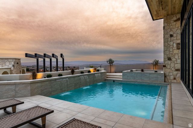 298 E COLIMA RD, Washington, UT 84780