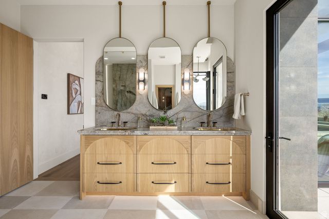 298 E COLIMA RD, Washington, UT 84780