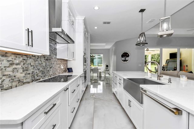 14742 SW 4TH AVENUE, Ocala, FL 34473