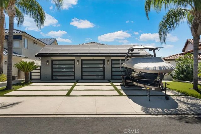 30264 White Wake, Canyon Lake, CA 92587