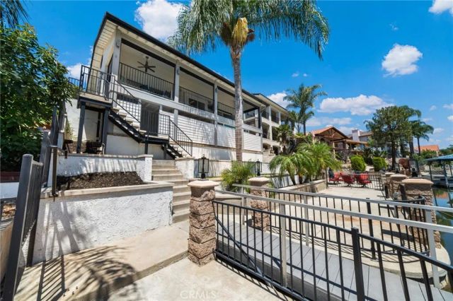 30264 White Wake, Canyon Lake, CA 92587