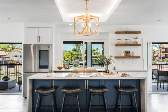 30264 White Wake, Canyon Lake, CA 92587