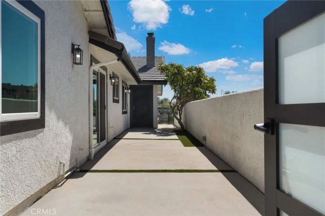 30264 White Wake, Canyon Lake, CA 92587