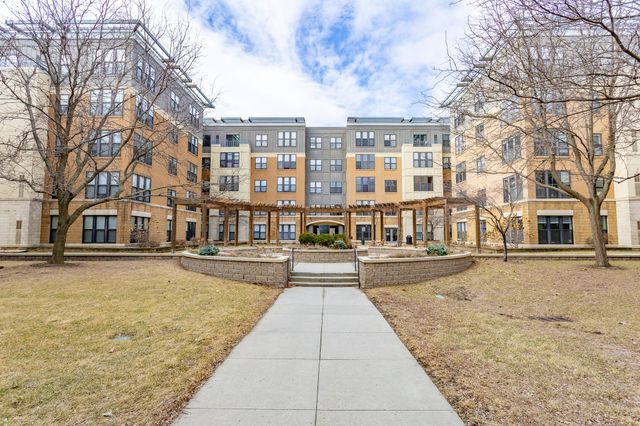 100 Water Street 106, Des Moines, IA 50309