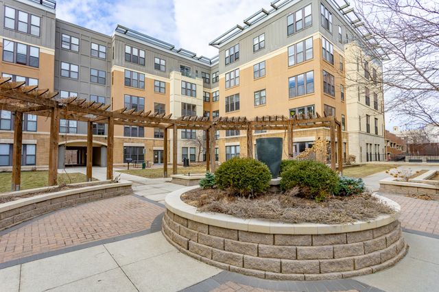 100 Water Street 106, Des Moines, IA 50309