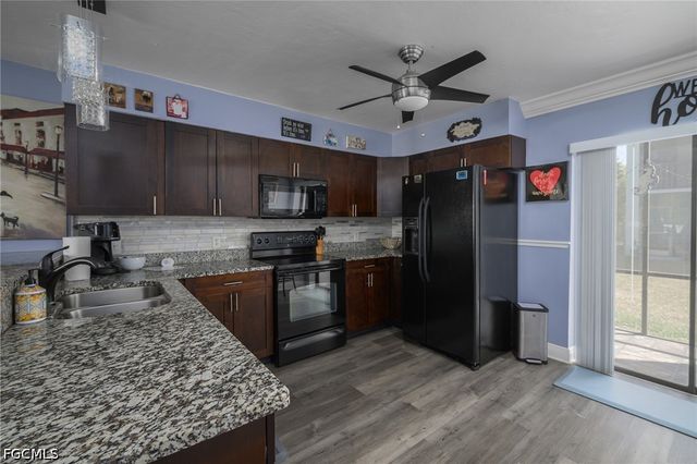 4903 Vincennes ST 110, Cape Coral, FL 33904