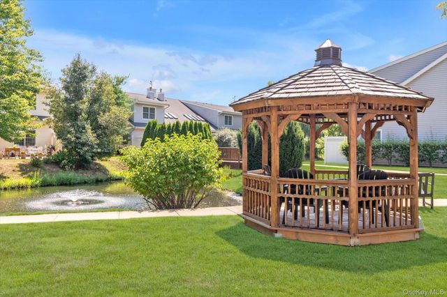 214 Miro Place, Port Washington, NY 11050