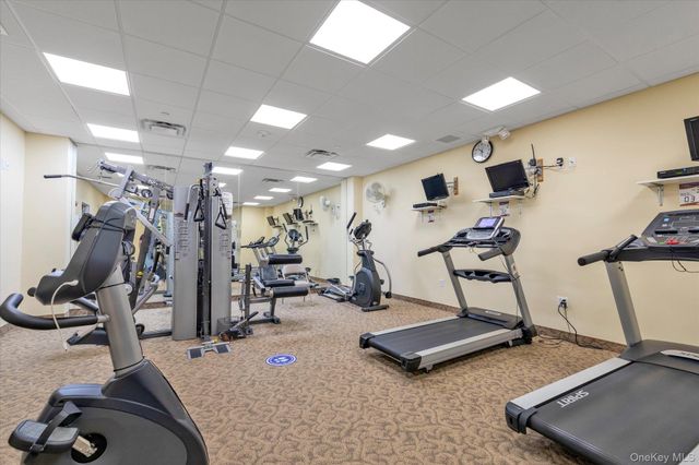 214 Miro Place, Port Washington, NY 11050