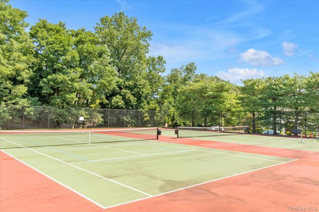 214 Miro Place, Port Washington, NY 11050