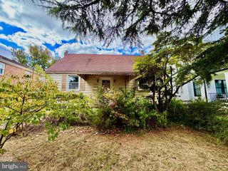 174 LINDEN LA, Princeton, NJ 08540