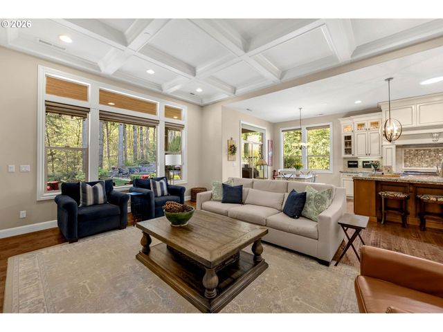 806 Nw 35TH Ave, Camas, WA 98607