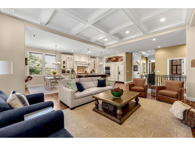 806 Nw 35TH Ave, Camas, WA 98607
