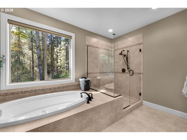 806 Nw 35TH Ave, Camas, WA 98607