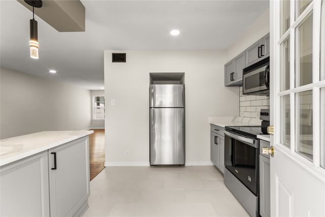 4941 N Hall Street, Dallas, TX 75235