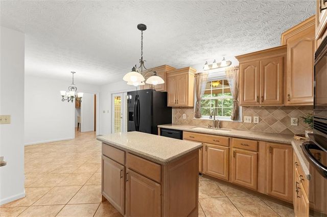 2711 Arbor Summit, Marietta, GA 30066