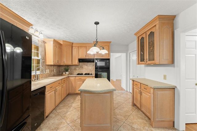 2711 Arbor Summit, Marietta, GA 30066