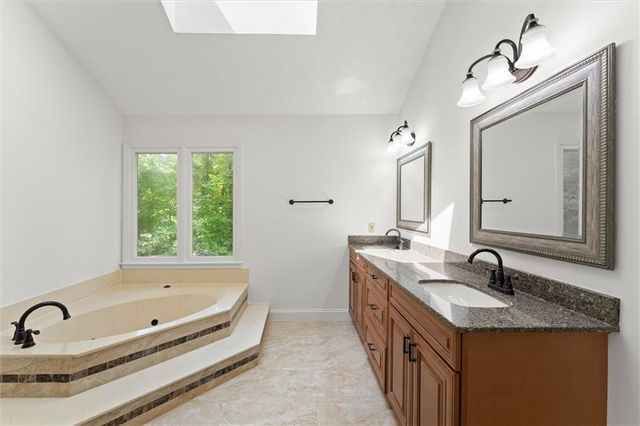 2711 Arbor Summit, Marietta, GA 30066