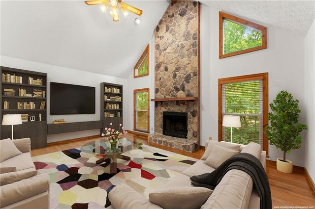 2711 Arbor Summit, Marietta, GA 30066