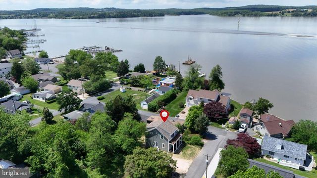 31 RIVERVIEW AVE, Chesapeake City, MD 21915