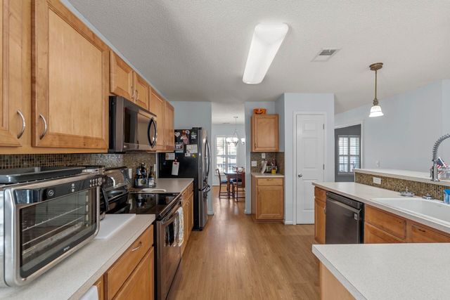 332 Southport Drive, Summerville, SC 29483