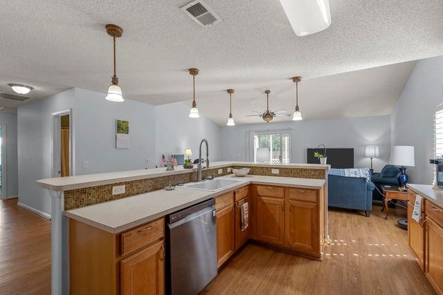 332 Southport Drive, Summerville, SC 29483
