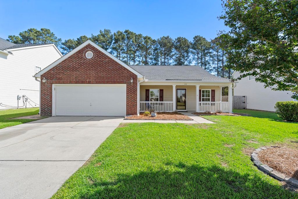 332 Southport Drive, Summerville, SC 29483