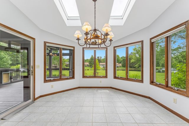 1391 Windrush Circle, Blacklick, OH 43004