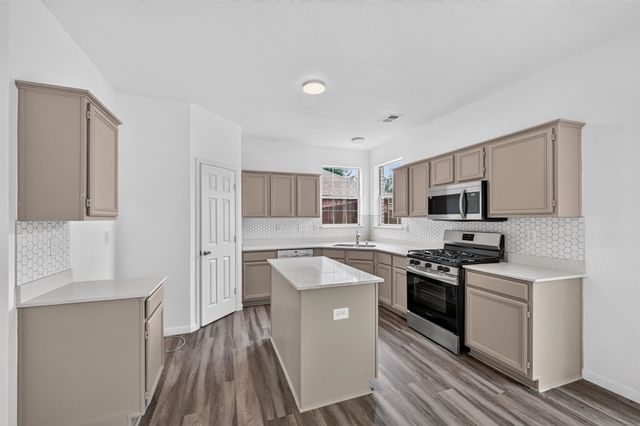 836 Snapdragon Lane, Plano, TX 75075