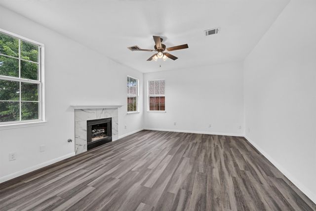 836 Snapdragon Lane, Plano, TX 75075
