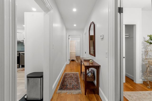 13 Broadway Avenue 1, Rockport, MA 01966