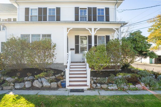 13 Broadway Avenue 1, Rockport, MA 01966
