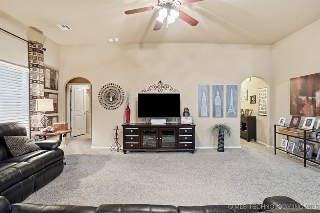 17532 E 44th Street, Tulsa, OK 74134