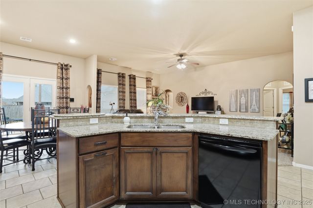 17532 E 44th Street, Tulsa, OK 74134