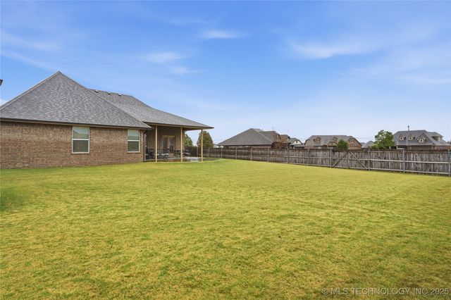 17532 E 44th Street, Tulsa, OK 74134