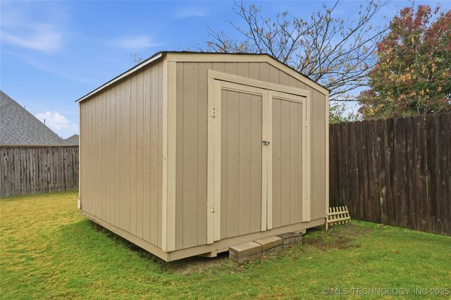 17532 E 44th Street, Tulsa, OK 74134