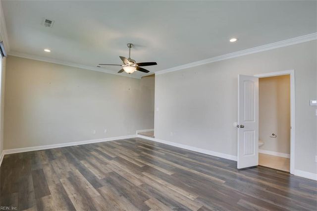100 Wren RD, Suffolk, VA 23432