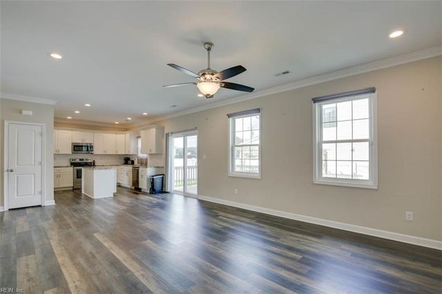 100 Wren RD, Suffolk, VA 23432
