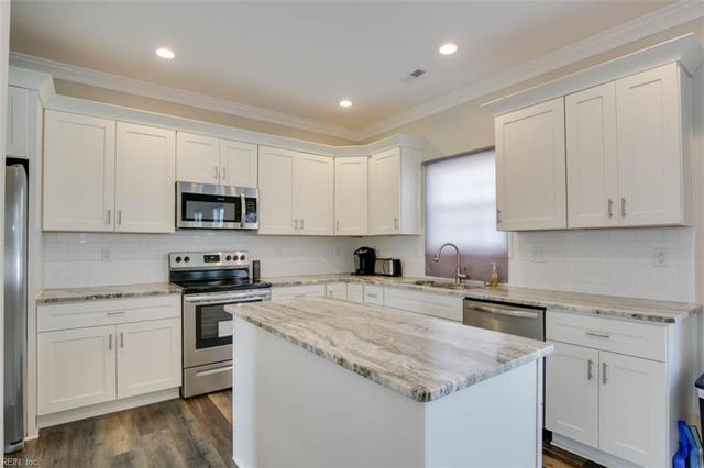 100 Wren RD, Suffolk, VA 23432